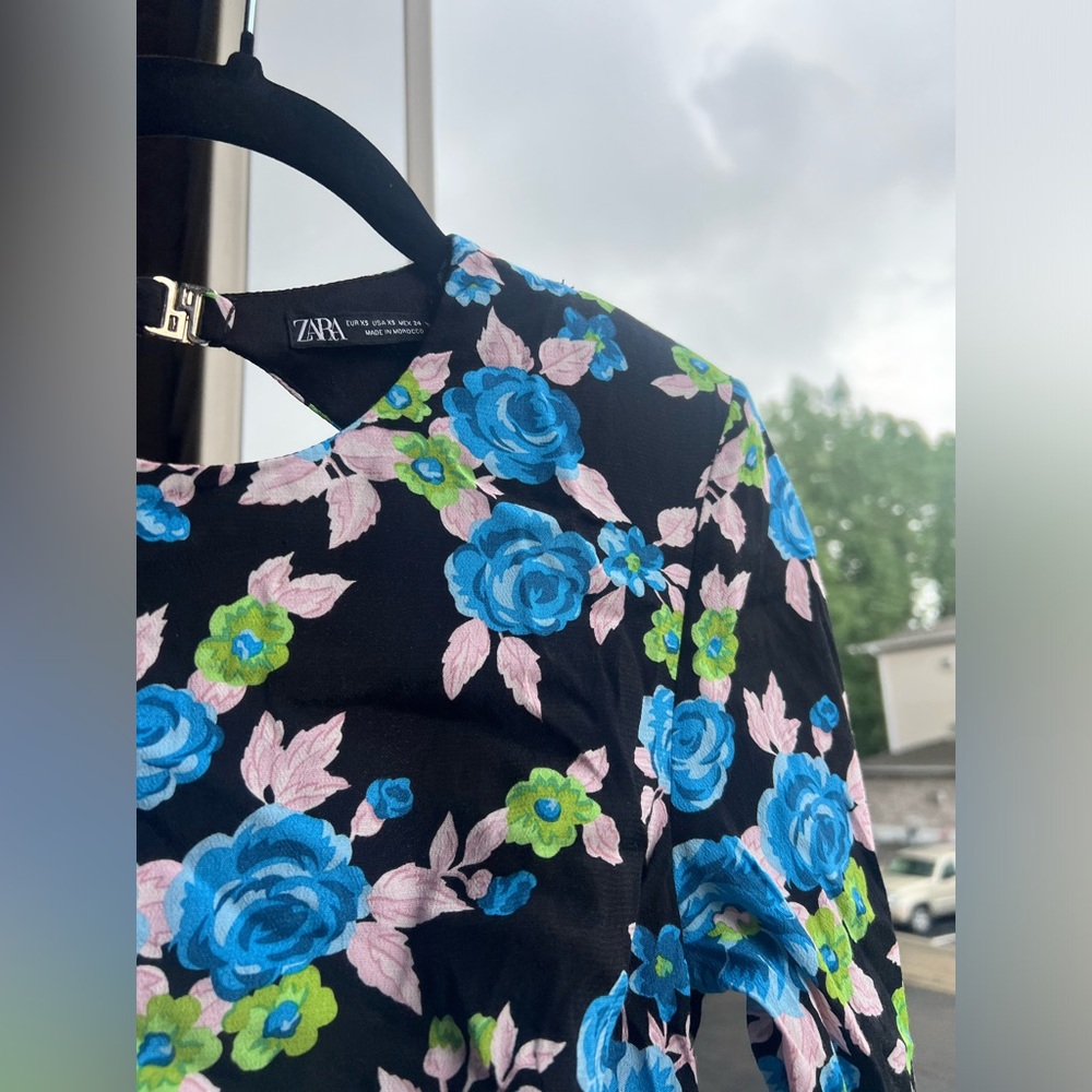 🆕 Zara Blue Floral Open Back Mini Dress XS | Long Sleeve Ruched - Picture 9 of 17